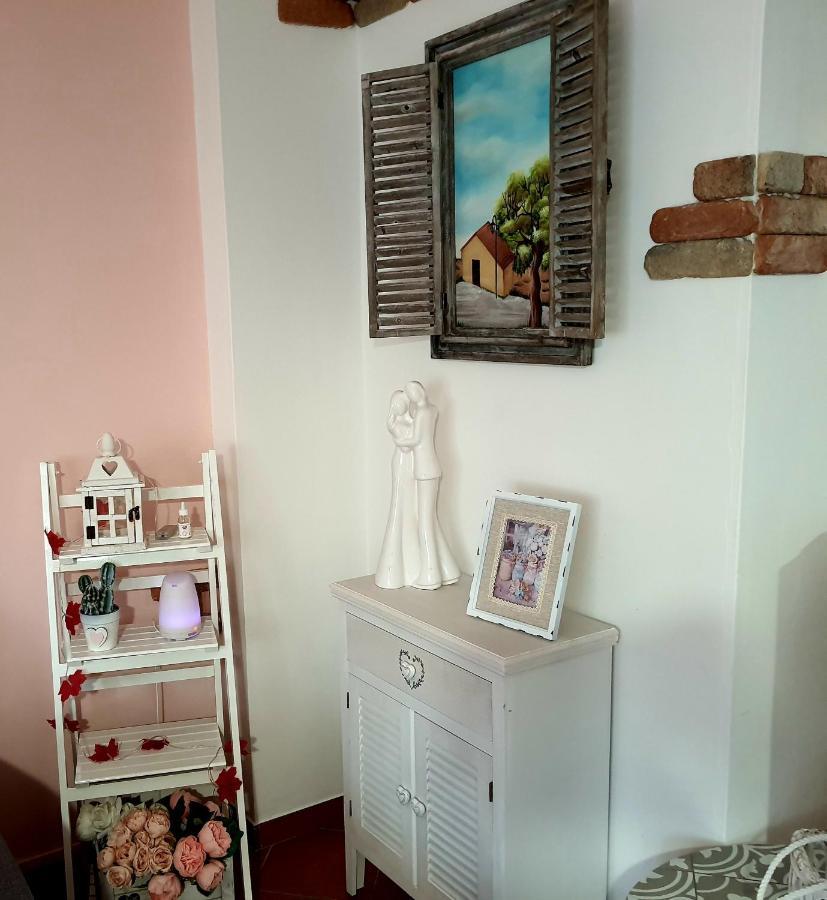 Shabby Chic Rooms Con Cucina E Giardino Privato Pomarico 外观 照片