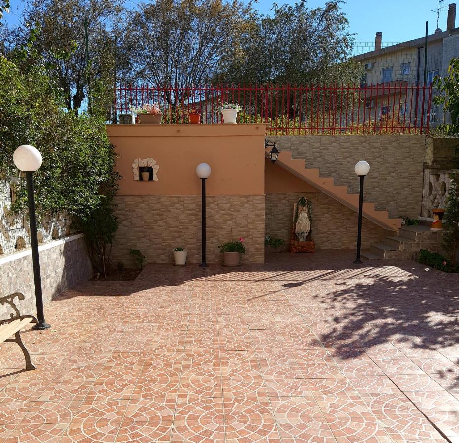 Shabby Chic Rooms Con Cucina E Giardino Privato Pomarico 外观 照片
