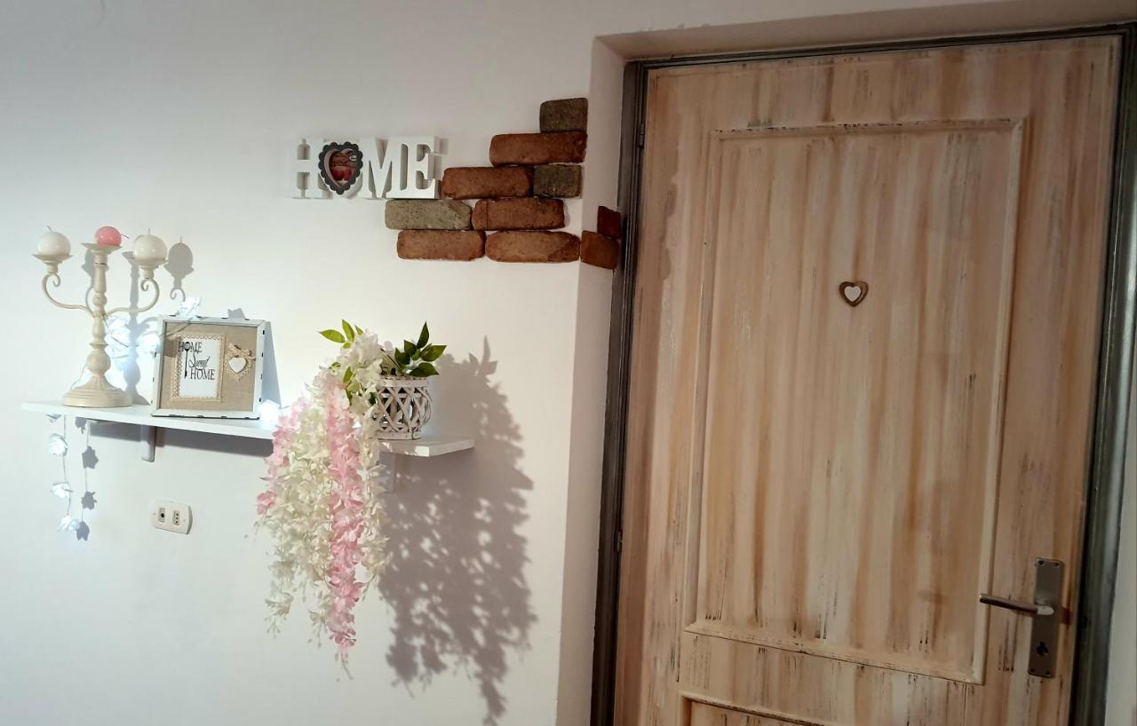 Shabby Chic Rooms Con Cucina E Giardino Privato Pomarico 外观 照片