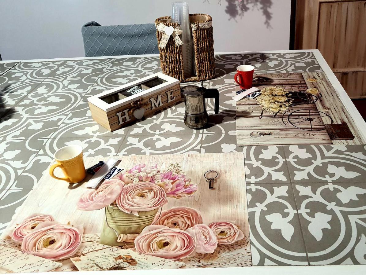 Shabby Chic Rooms Con Cucina E Giardino Privato Pomarico 外观 照片