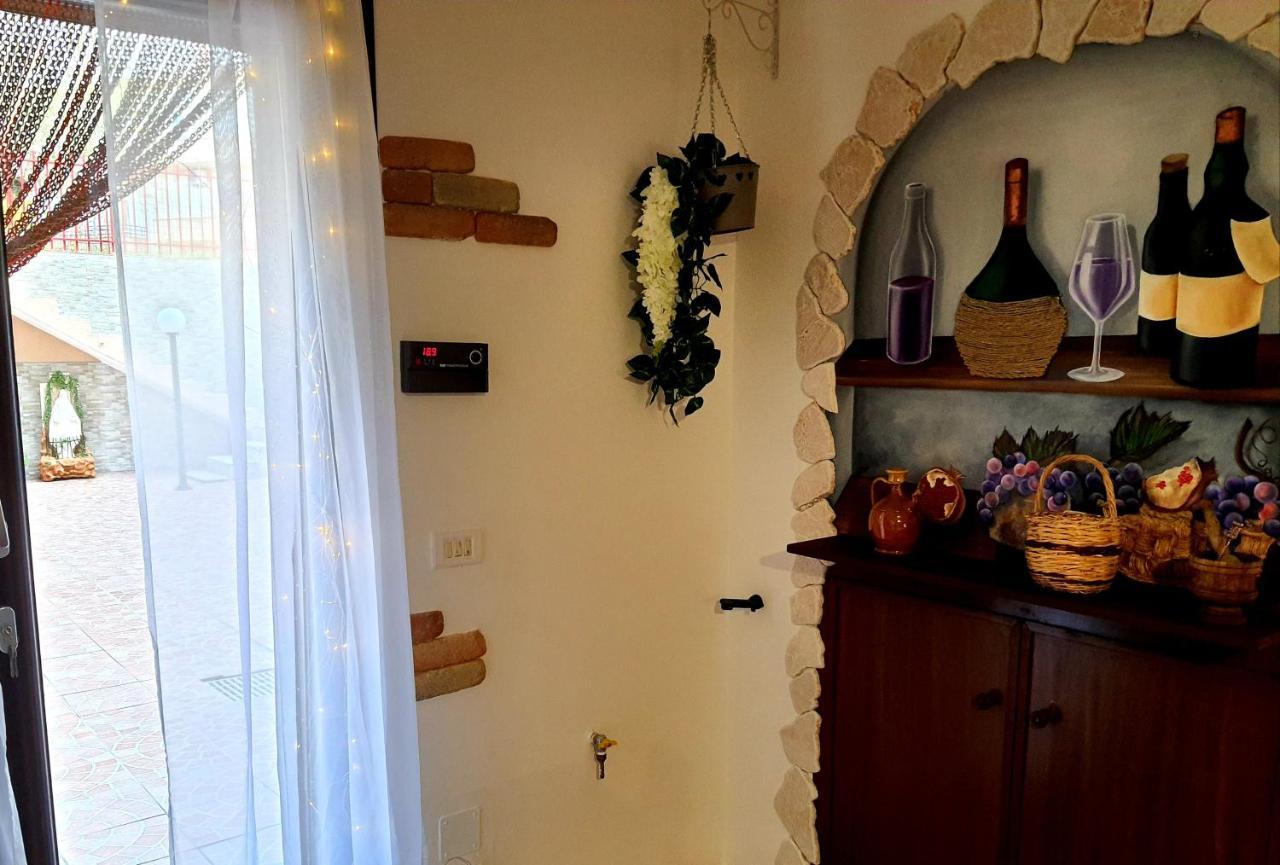 Shabby Chic Rooms Con Cucina E Giardino Privato Pomarico 外观 照片