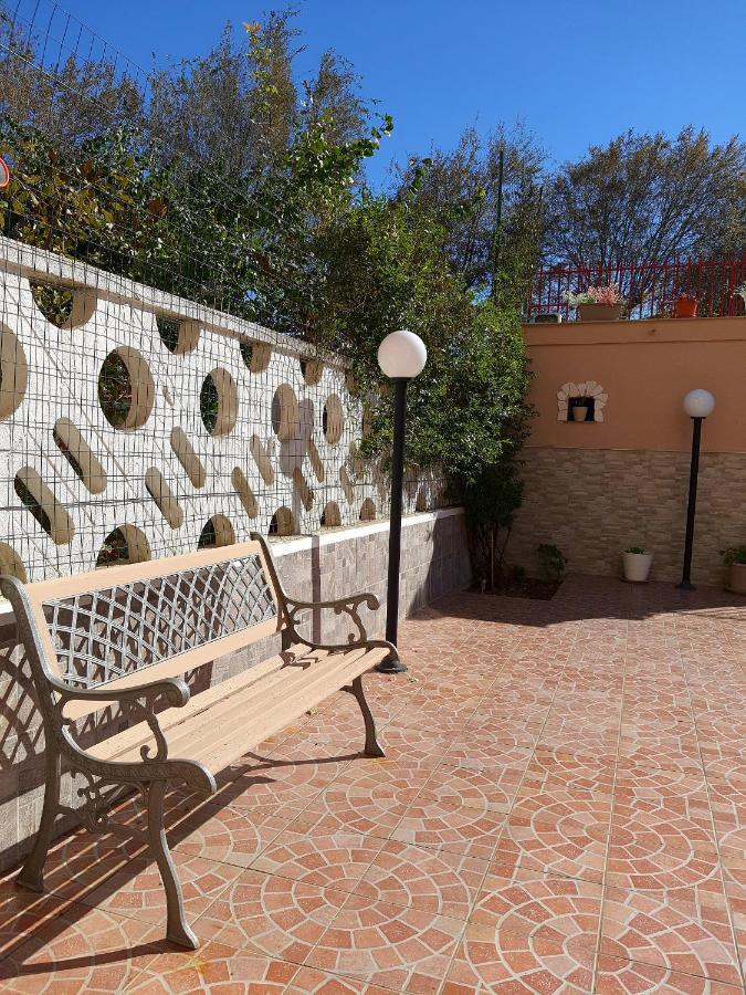 Shabby Chic Rooms Con Cucina E Giardino Privato Pomarico 外观 照片