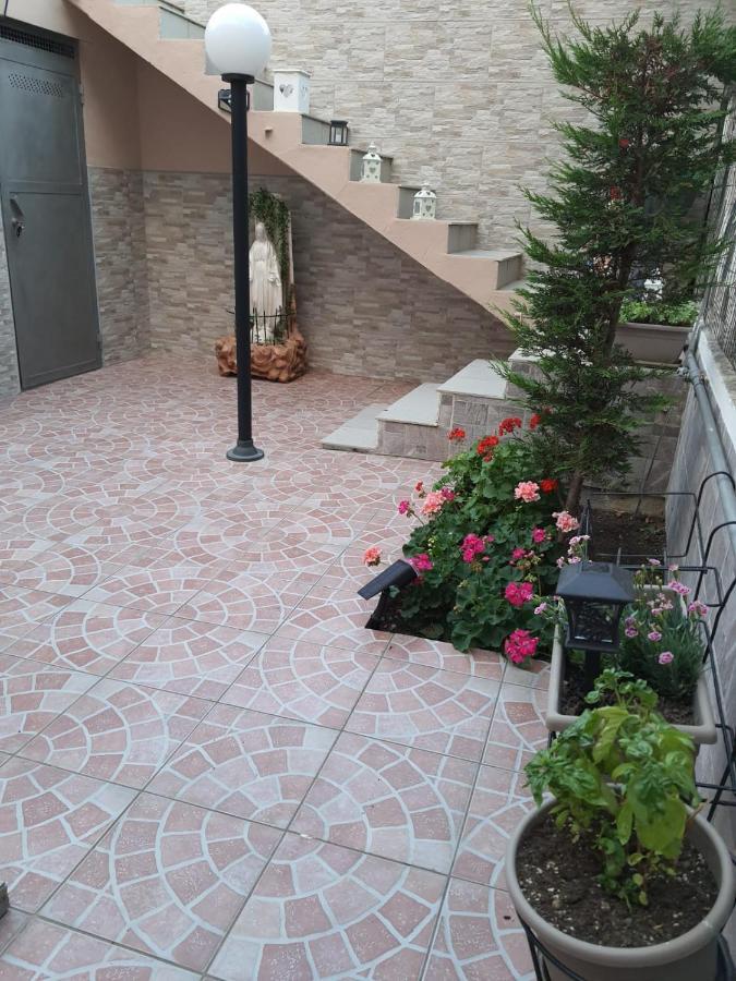 Shabby Chic Rooms Con Cucina E Giardino Privato Pomarico 外观 照片