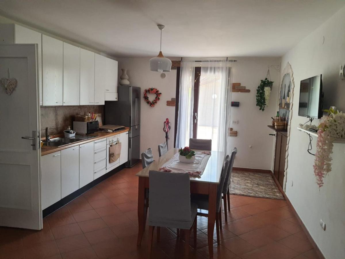 Shabby Chic Rooms Con Cucina E Giardino Privato Pomarico 外观 照片