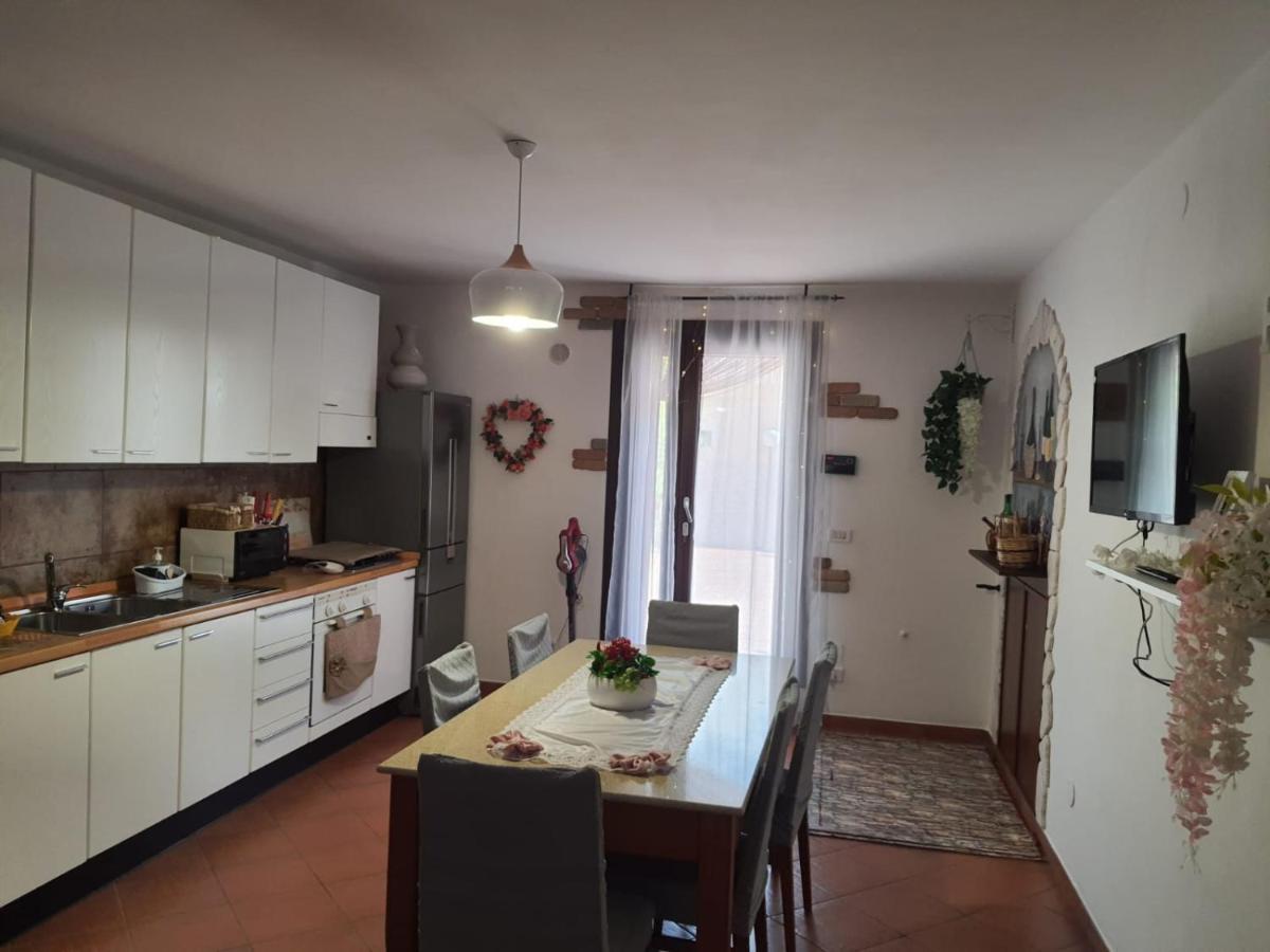 Shabby Chic Rooms Con Cucina E Giardino Privato Pomarico 外观 照片