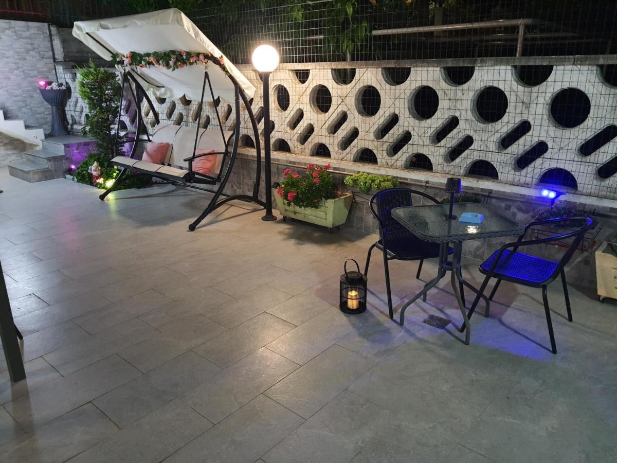 Shabby Chic Rooms Con Cucina E Giardino Privato Pomarico 外观 照片