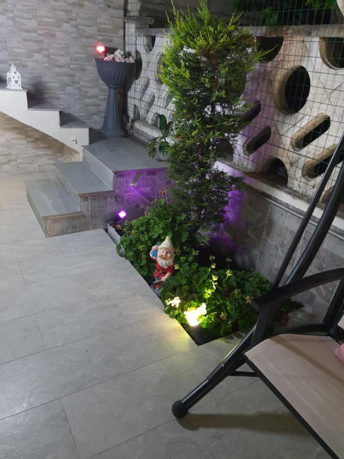 Shabby Chic Rooms Con Cucina E Giardino Privato Pomarico 外观 照片